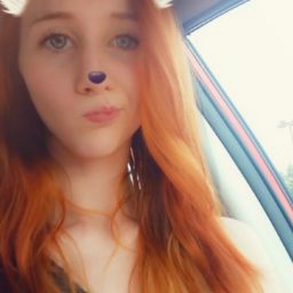 Meet your Posher, Kelly - Picture 1 of 1